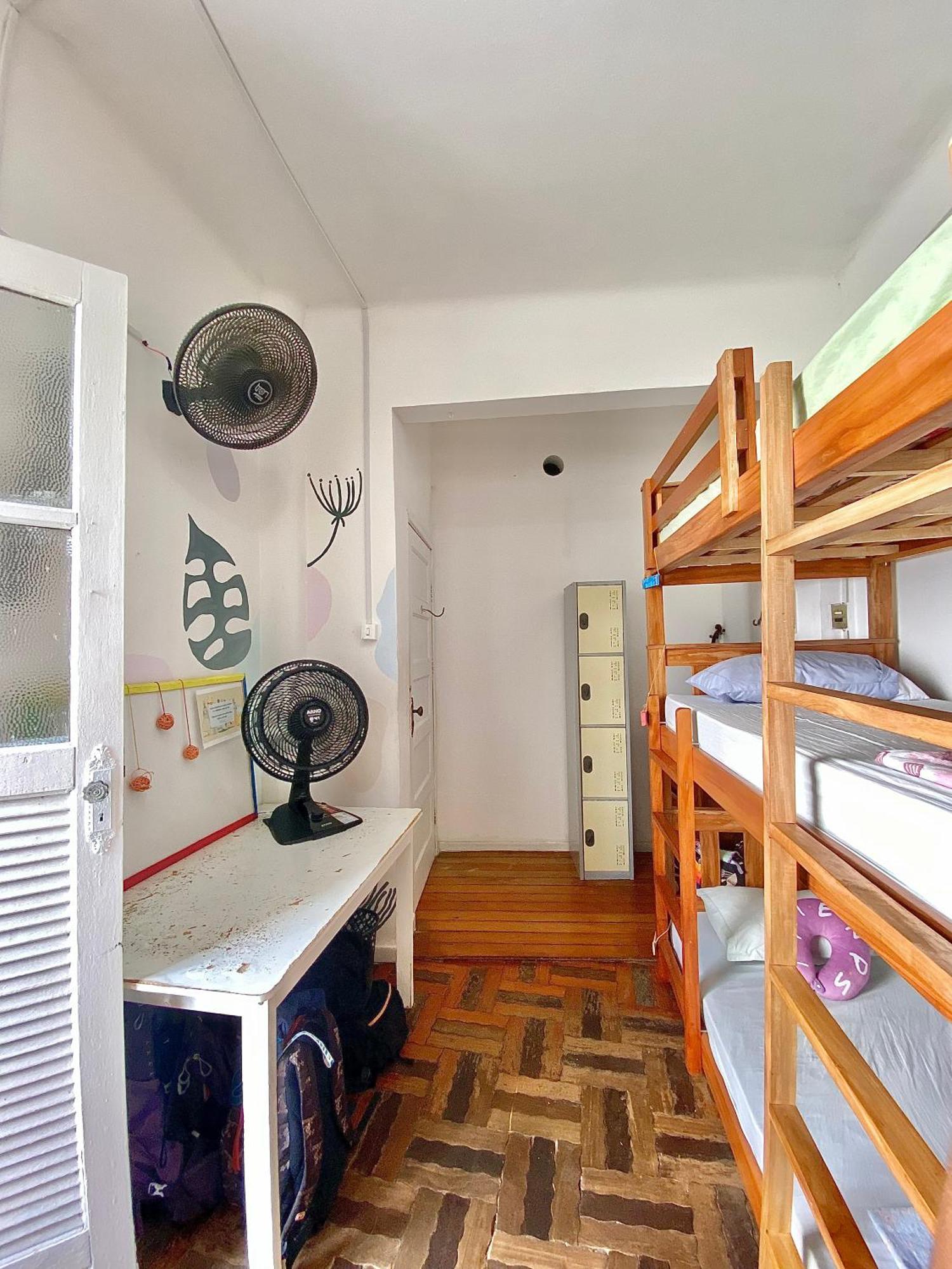 Casamarelo Hostel Salvador Bagian luar foto